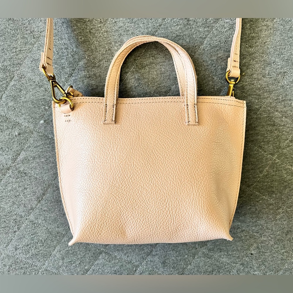 MARK & GRAHAM Blush Leather Mini Crossbody Bag Excellent Condition - Picture 3 of 5